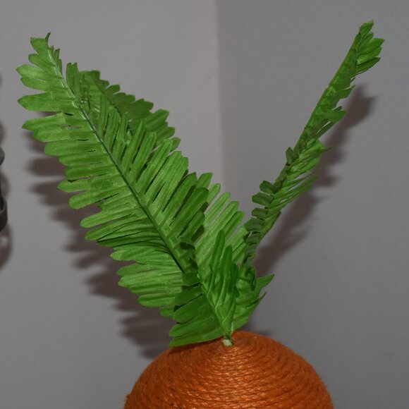 Spring Easter Orange Sisal Rope Carrot Shaped Small Cat Scratcher Post 🥕 - Picture 7 of 13